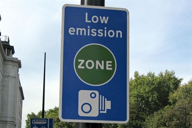 Low emissions zone sign (photograph: Eurist E.V./CC BY 2.0 via Flickr)