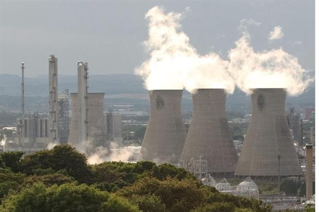 Ineos intends to use shale gas methane as feedstock for its Grangemouth oil refinery (photograph: Ewan Chesser123RF)
