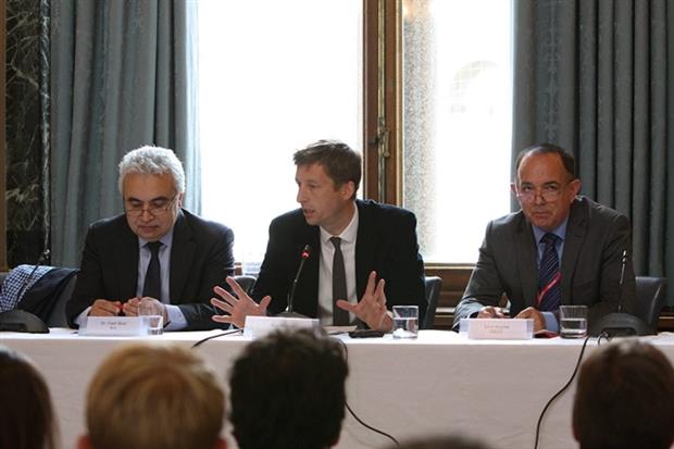IEA chief economist Birol (left) stressed the bridge scenario to 2020 will be crucial to success in Paris (photograph: Foreign and Commonwealth Office)