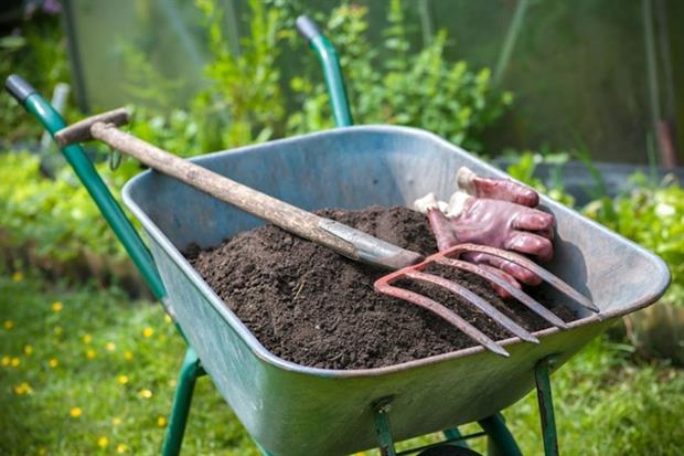 Skip waste soil can contain metal, glass, concrete, lead, hydrocarbons and even asbestos fibres (photograph: Alexander Raths/123RF)