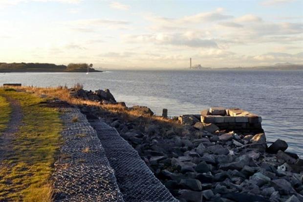 The western Firth of Forth is licensed for underground coal gas exploitation (photograph: AlistairG CC BY-SA 2.0)