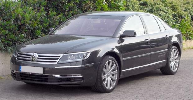 Volkswagen plans to relaunch its Phaeton sedan as a fully electric car (photograph: M 93 CC BY-SA 3.0 de)