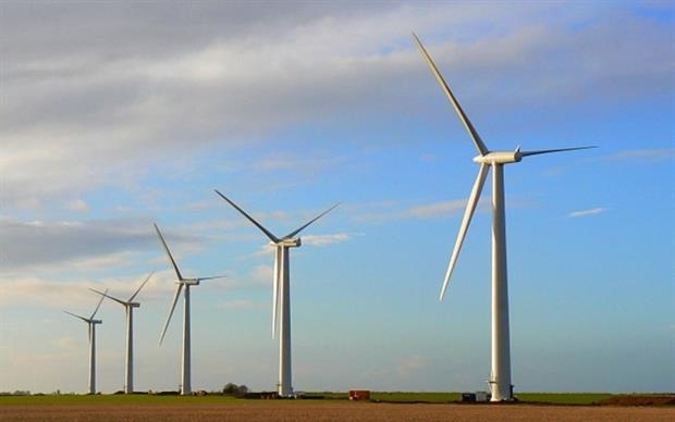 Oxfordshire's Westmill Wind Farm Cooperative opened its five 1.3MW turbines in May 2008. Photograph: Brian Robert Marshall CC BY-SA 2.0