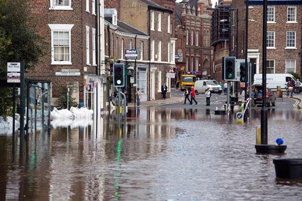 Approval of planning and construction activities that might affect flood risk is being simplified. (photograph: Steve Allen/123RF)