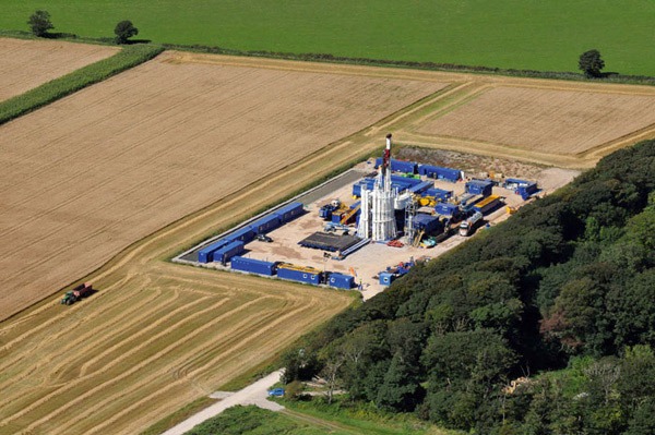 More sites are gaining permission for shale gas drilling despite the holding back of key CCC advice on climate impacts. Photograph: Cuadrilla Resources