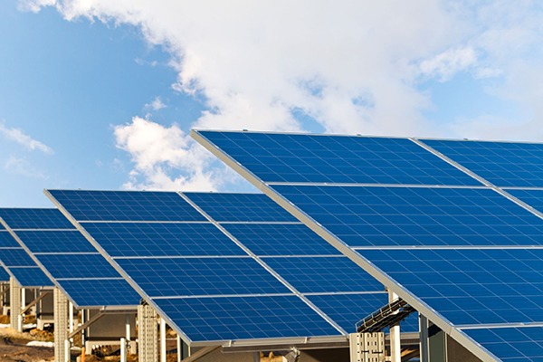 The costs of solar PV have fallen dramatically in recent years. Shawn Hempel/123RF