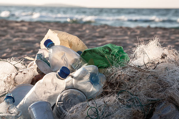 UK commits to working with UN to combat marine plastic waste. Photograph: Tetyana Kochneva/123RF