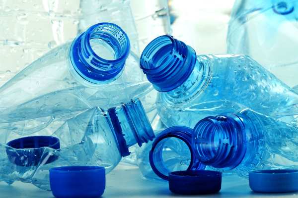 Plastic bottles. Photograph: monticello / 123RF