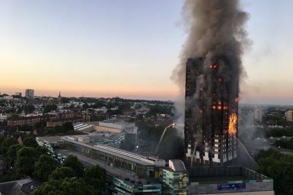 Grenfell Tower on fire, 14 June 2017