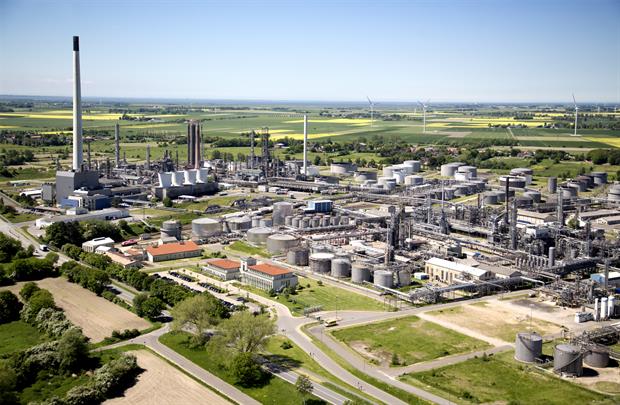 Heide's oil refinery in Hemmingstedt, northern Germany. The company is working with local wind power producers to set up a green hydrogen unit. Image: Heide
