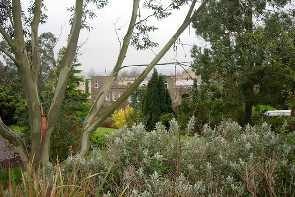 Saint Hill Manor, East Grinstead