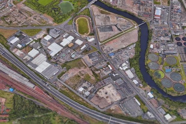 The J & J White's chromium works was to the bottom left of the image, next to the river Clyde
