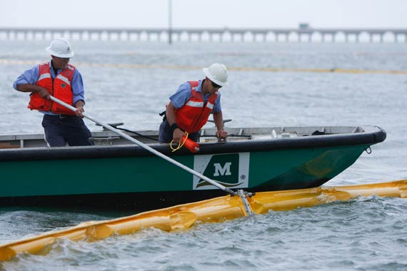 Deepwater Horizon clean-up, photo from BP plc