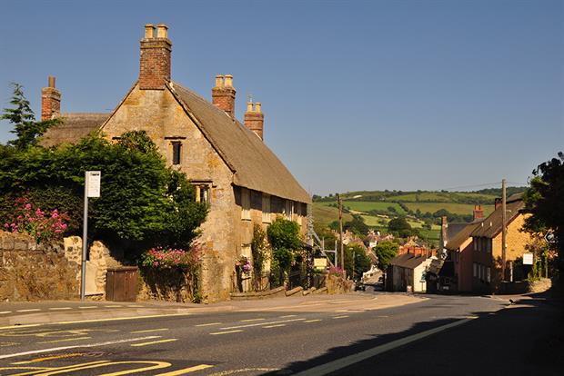 FoE found that 1,360 sites across England breaking legal NO2 limits. Photograph: Lewis-Clarke/Geograph
