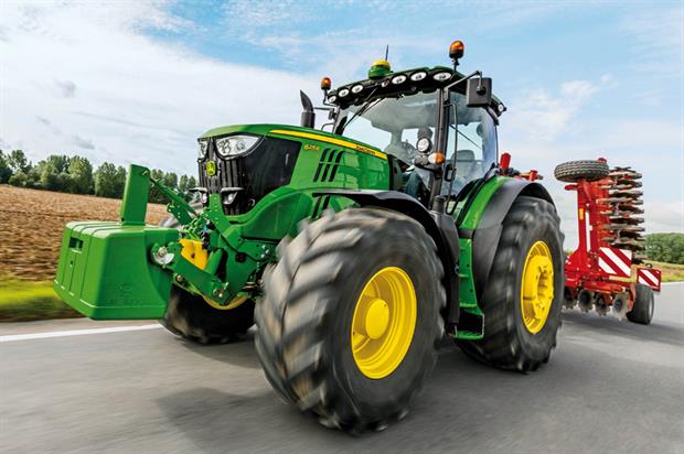 John Deere 6215R - image: © Deere & Company