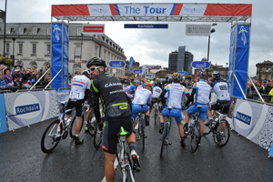 iDola helps kick off Tour of Britain: gallery