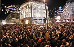 Media Circus reappointed for 2010 Christmas lights switch on