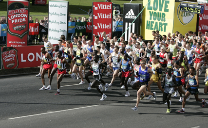 tortura Inquieto Petrificar Adidas promotes London Marathon sponsorship
