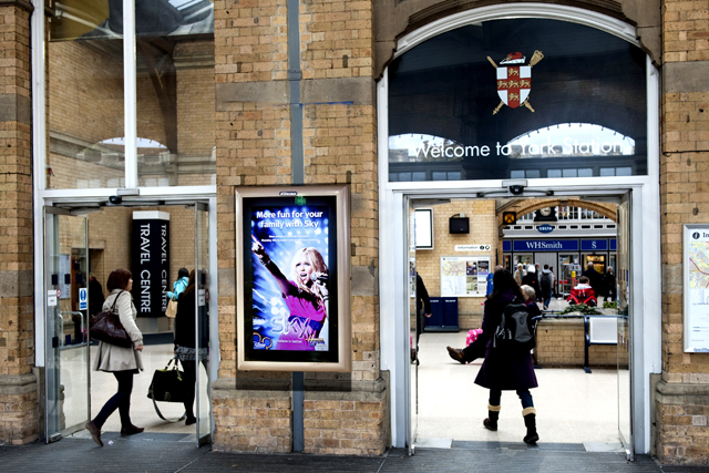 York Station: ad contract goes to JCDecaux