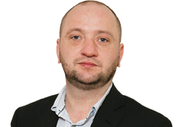 Upwardly mobile Macdonald shows Teflon qualities