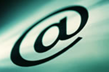 Email survey: half of UK's top brands do not follow best practice