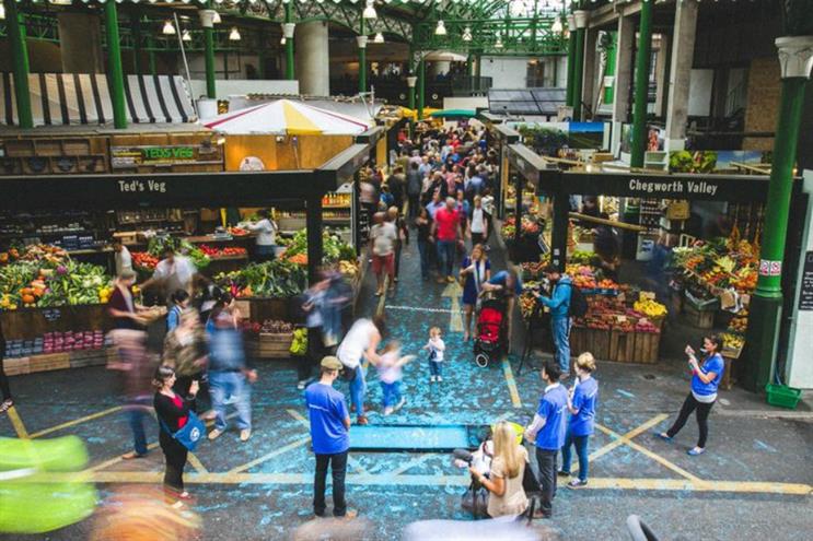 Visitors created a multi-coloured artwork (Borough Market)