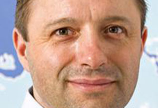 O2 hires Shaun Gregory