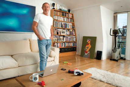 My Desk: Steve Henry