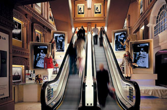 Spring sales increase online traffic on department store sites