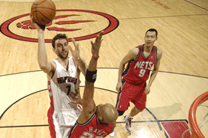 New Jersey Nets and the Toronto Raptors picture provided by NBAE Getty Images