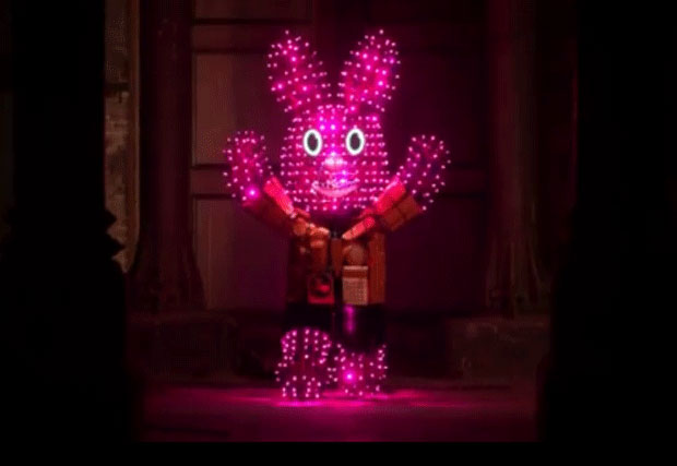 Duracell: online video features giant Duracell Bunny powered by discarded batteries