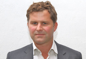 Stephen Lawrence replaces Sam Gill as Ultimate Experience MD