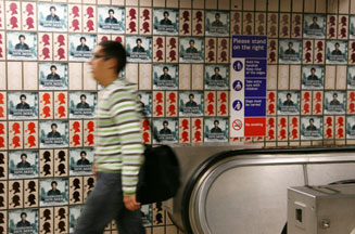 Warner Bros launches national ad campaign for Sherlock Holmes film