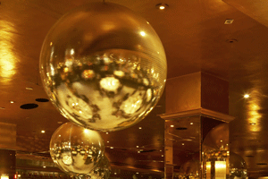 Be 'Wowed' by the glamour of Frankies this Christmas!