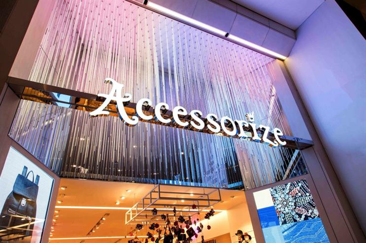 Accessorize: interactive shopping experience at new store