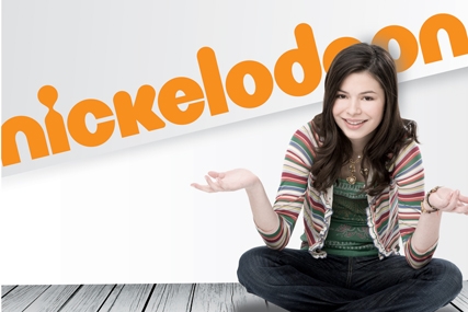 Nickelodeon: new on-air logo and identity and Miranda Cosgrove from iCarly 
