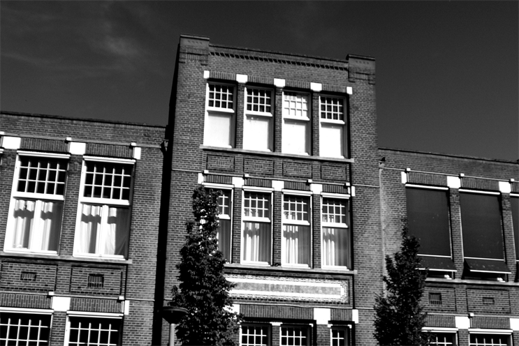 BSUR鈥檚 Amsterdam offices are in a converted old primary school in the middle of a residential area. The non-corporate atmosphere is welcoming and keeps staff in literal sight of the very sort of consumers they need to engage with.