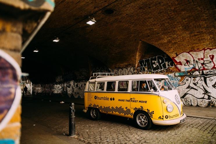 Bumble to activate at Oxford vs Cambridge Boat Race