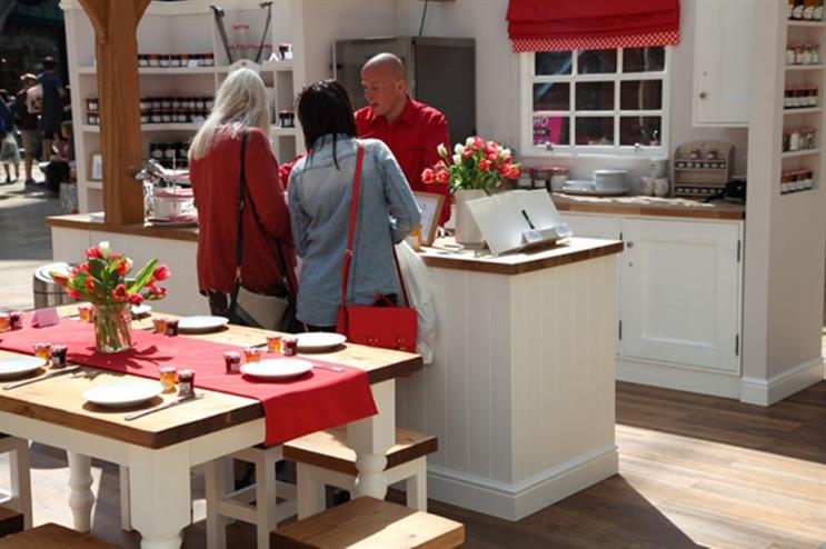 Central to the tour is a French-style pop-up kitchen