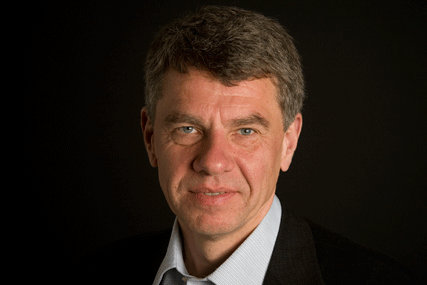 Richard Eyre: predicts the end of print newspapers