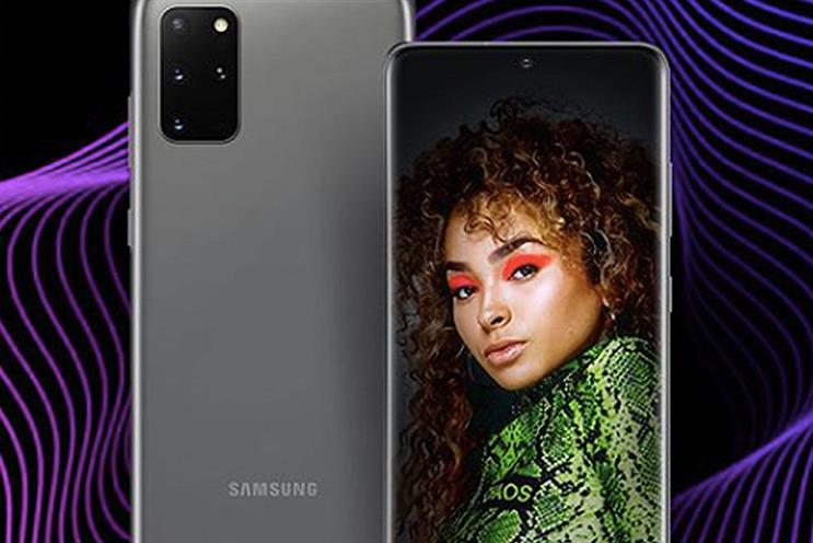 Samsung: Eyre will perform at King's Cross store