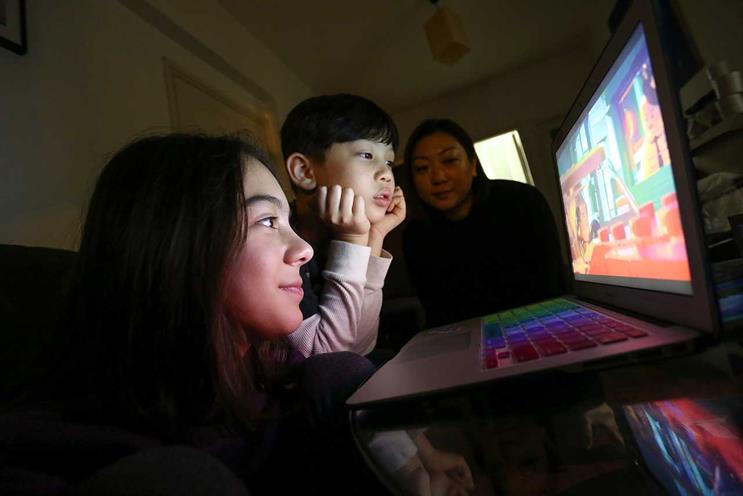 Harmful content: internet users exposed to 9.2 million pieces in three-month period