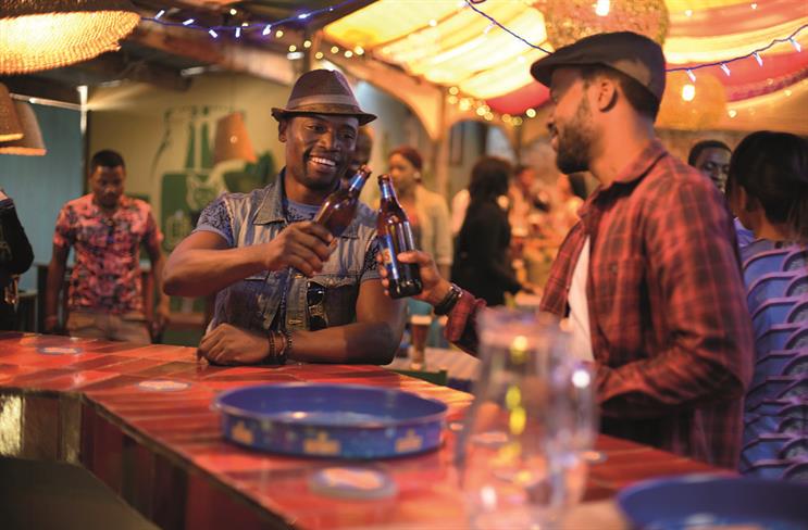 A campaign for Heineken's Primus brand showed people enjoying beer together and coming up with business ideas.