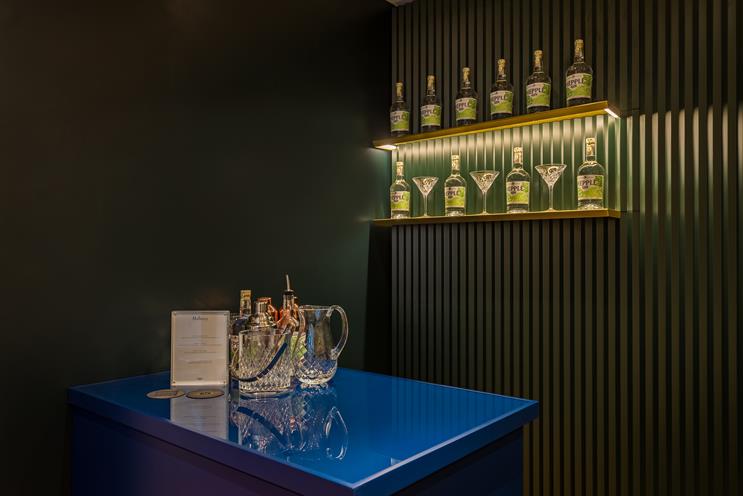 Mulberry creates pop-up gin bar