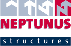 Neptunus serves BADMINTON England