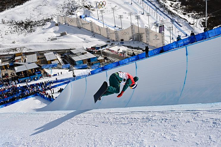 Australian athlete Scotty James on his way to a silver medal at the Beijing Winter Olympics (Getty Images)