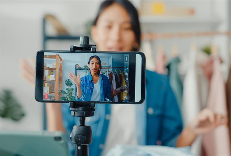 What does influencer marketing have in store for 2022?