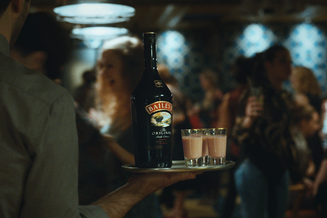 Baileys bar returns to Waterstones