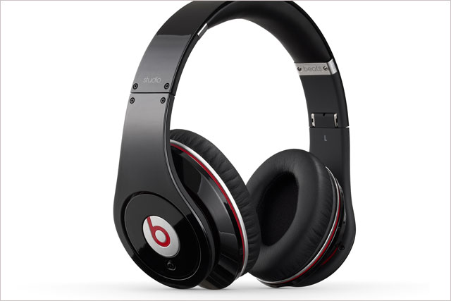 who bought beats by dre company