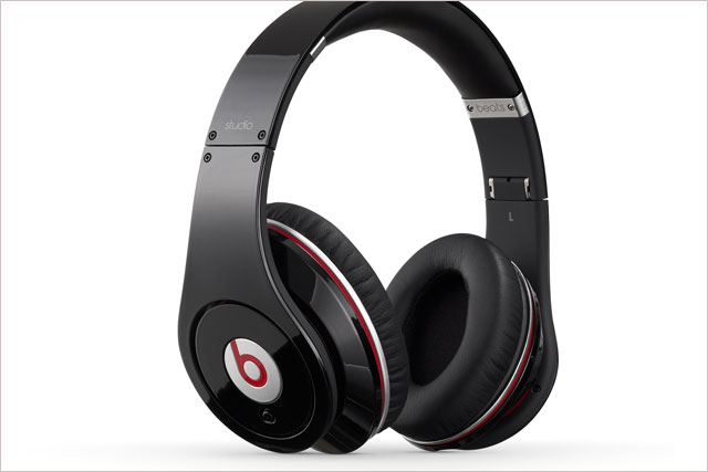 Dr dre beats sold to online apple